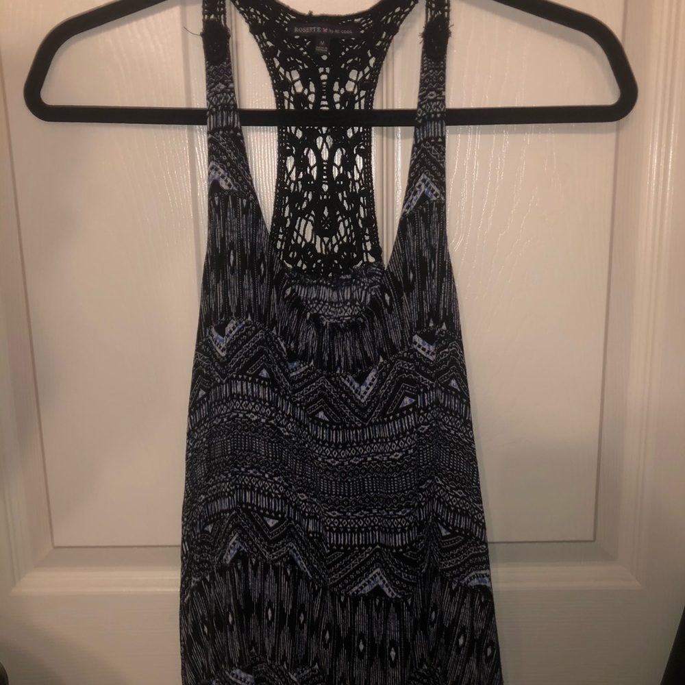 Be Cool Black Tank Top Doily Pattern Size M